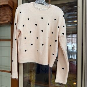 Chic Heart Patterned Sweater in Cream